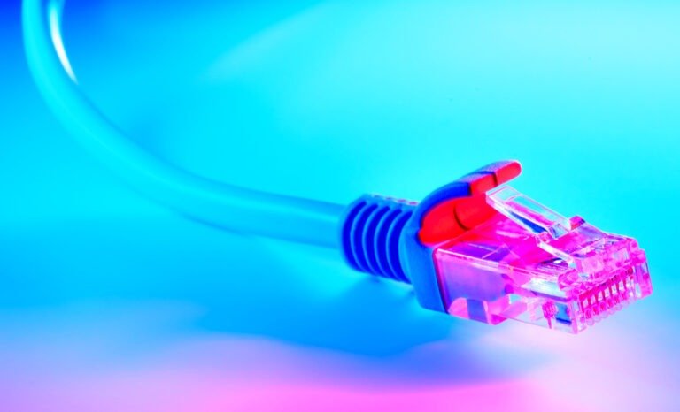 Factors to Consider When Choosing an ISP in 2021